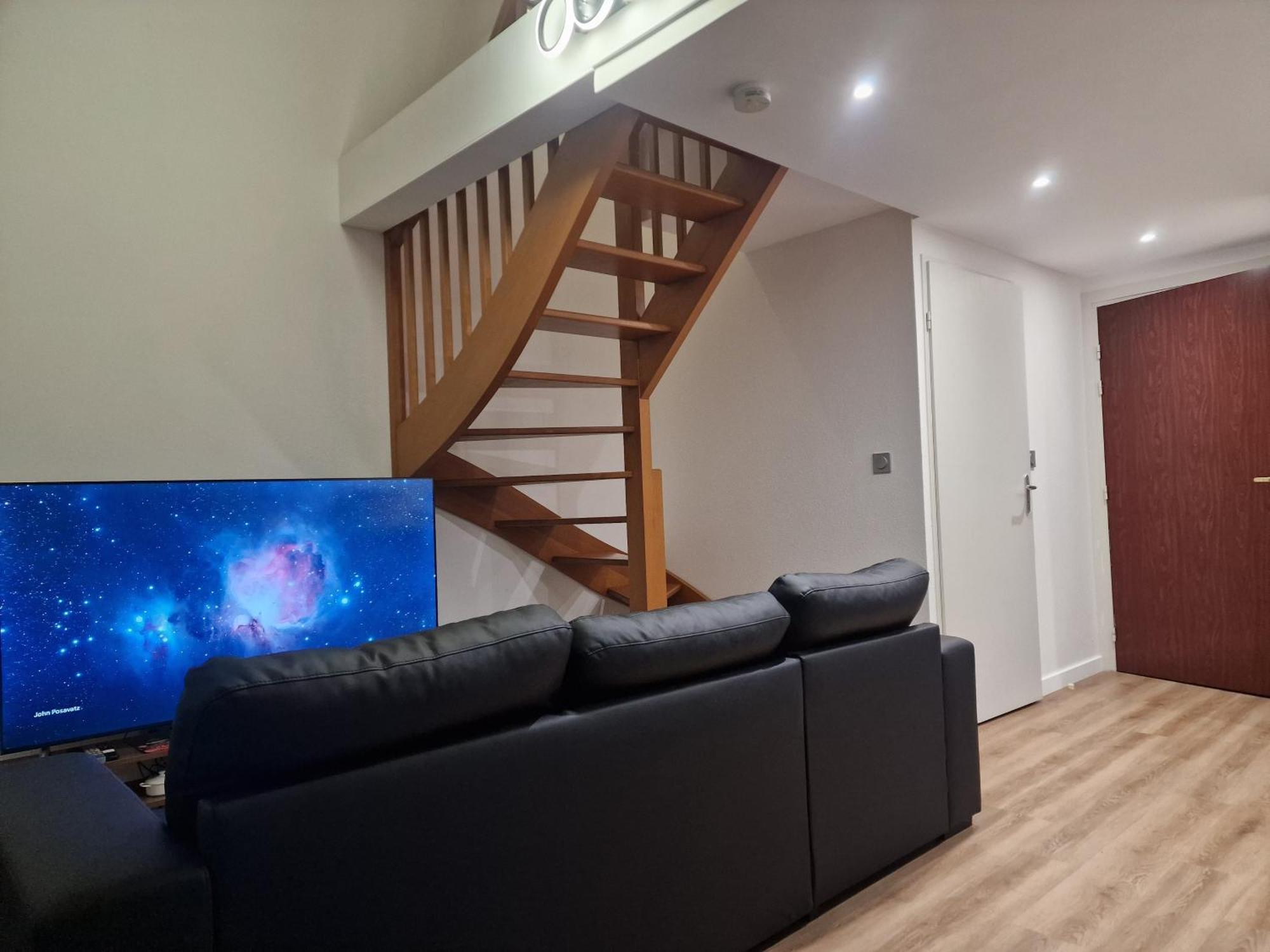 Comfortable Duplex En Securisee Proche Metro Apartment Toulouse